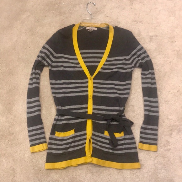 🎉HP🎉Banana Rep Yellow and Grey Long Sleeve Shirt - Picture 1 of 5